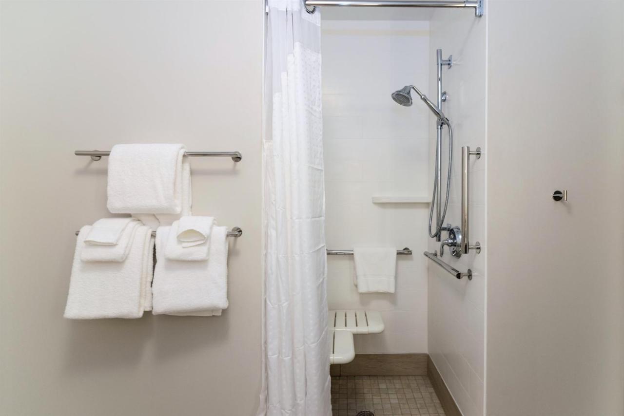 Holiday Inn Express & Suites Allen Park By Ihg מראה חיצוני תמונה