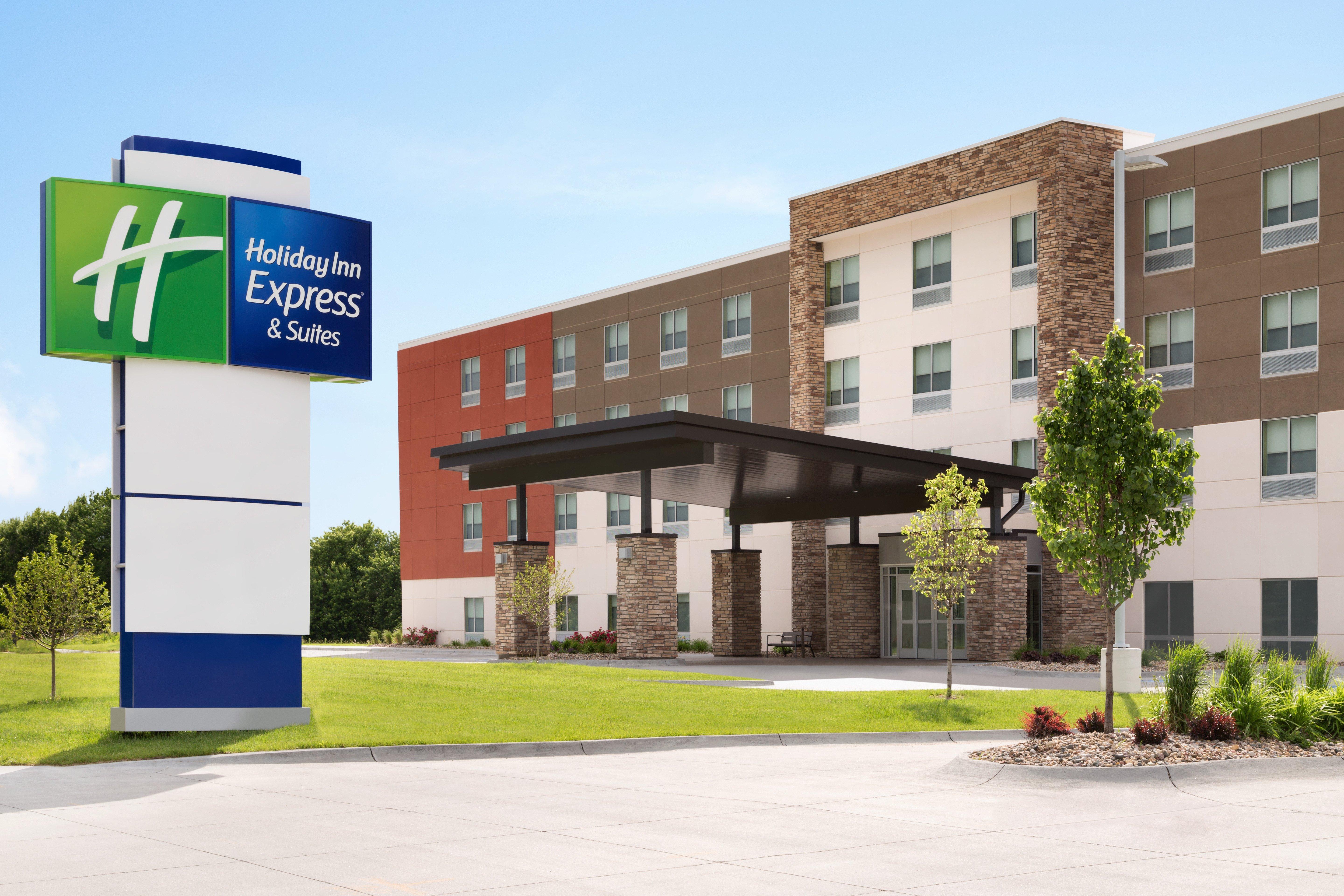 Holiday Inn Express & Suites Allen Park By Ihg מראה חיצוני תמונה